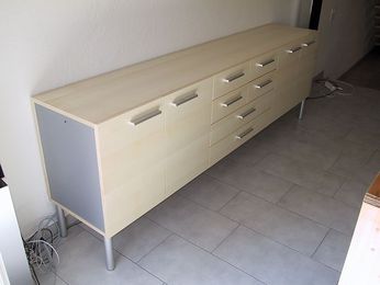 Pfister Schreinerei + Küchenbau AG - Regalmöbel - Sideboards - Möbelbau