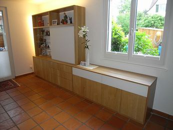 Pfister Schreinerei + Küchenbau AG - Regalmöbel - Sideboards - Möbelbau